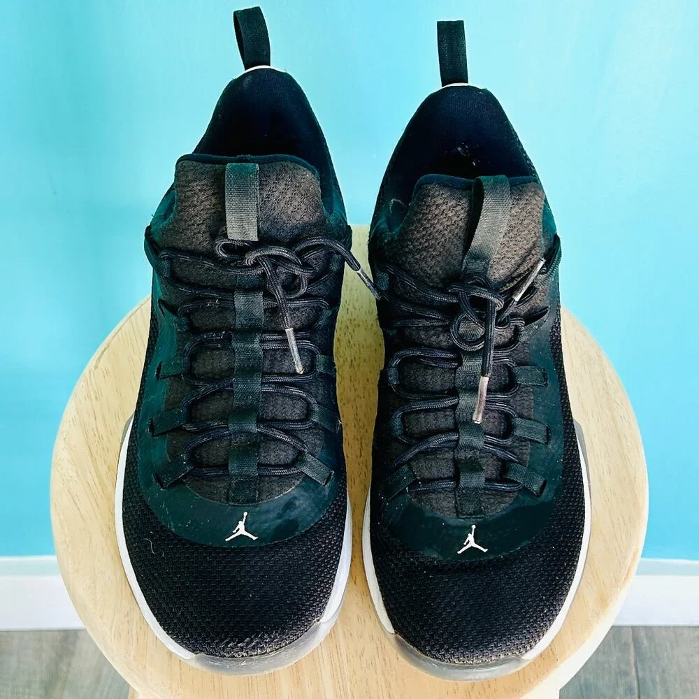 Jordan Ultra.Fly 2 (size 9)